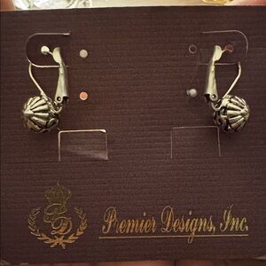 Vintage Premier Designs Silver Filagree Drop Earrings